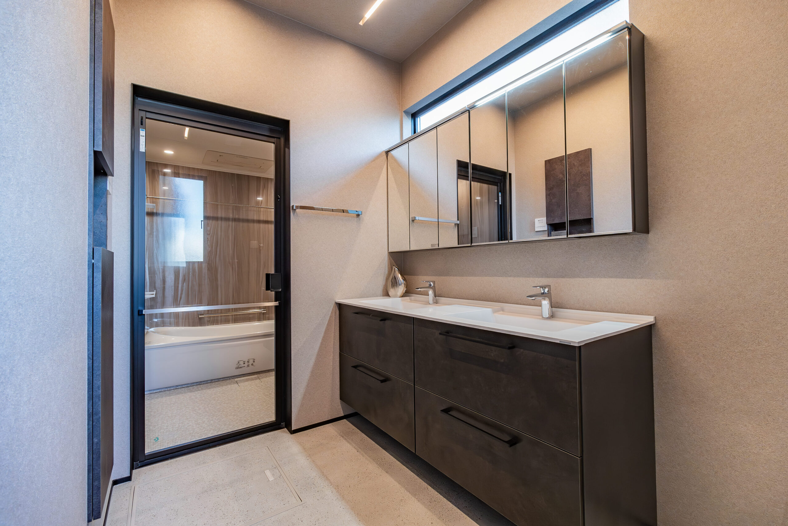 CharmeRoger本鵠沼A_洗面室