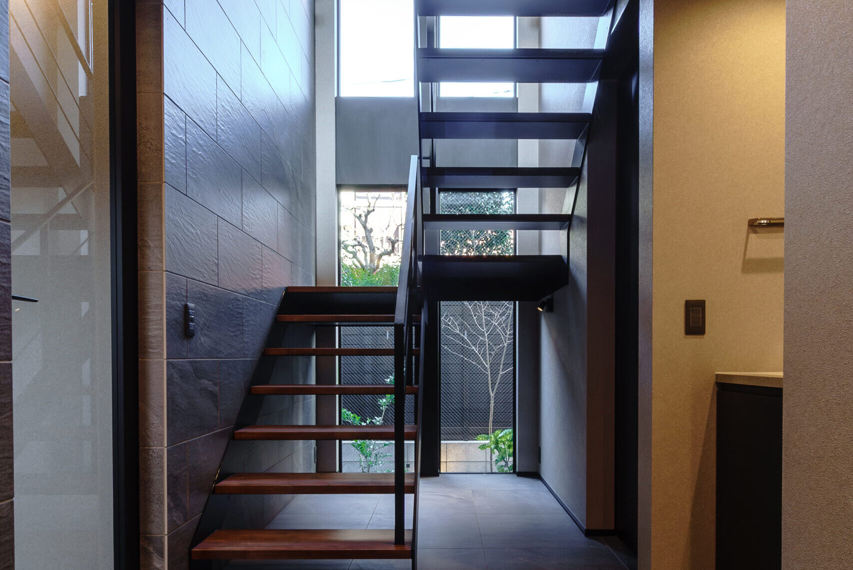 CharmeRoger上祖師谷_階段